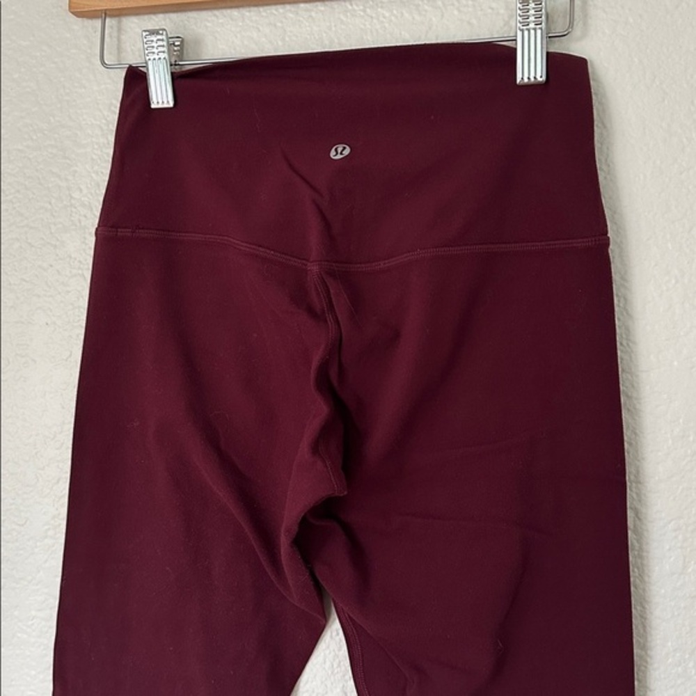 Lululemon high rise align leggings Capri Maroon size 6